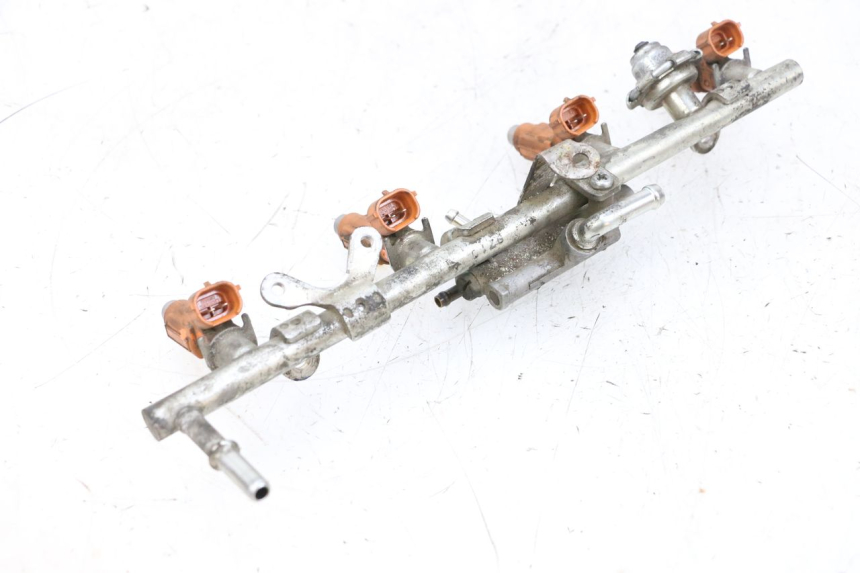 photo de INJECTOR YAMAHA FJR ABS 1300 (2006 - 2012) - Bevestigingspunten