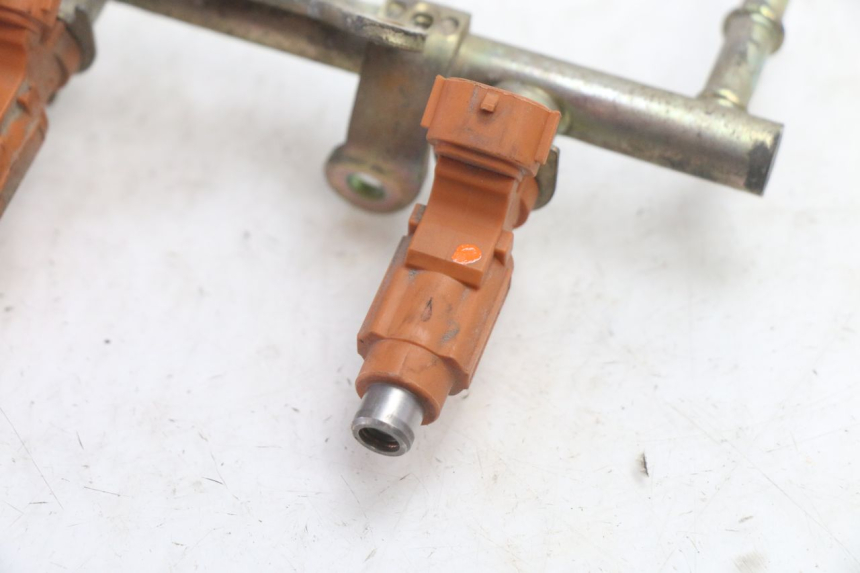 photo de INJECTOR YAMAHA FJR 1300 (2001 - 2005) - Technische close-up