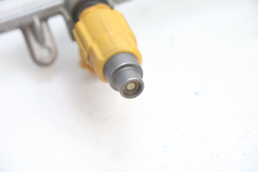 photo de INJECTOR YAMAHA FJR 1300 (2001 - 2005) - Overzicht