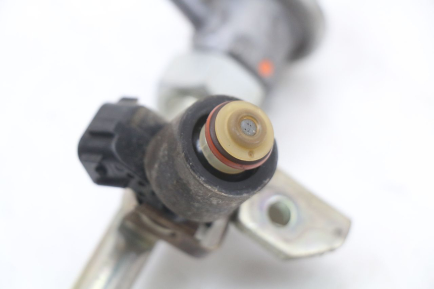 photo de INJECTEUR HONDA FJS SILVER WING SILVERWING 400 (2005 - 2008) - Gecontroleerd onderdeel