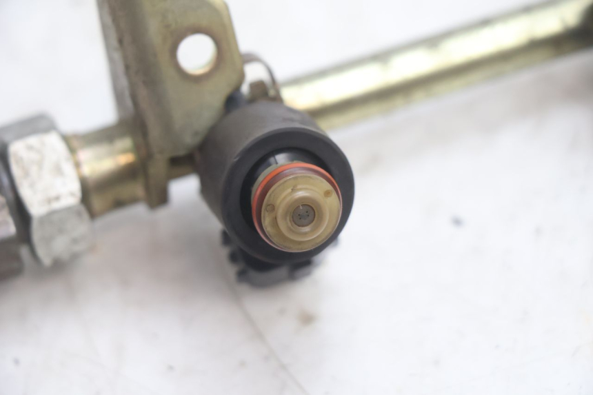 photo de INJECTEUR HONDA FJS SILVER WING SILVERWING 400 (2005 - 2008) - Overzicht