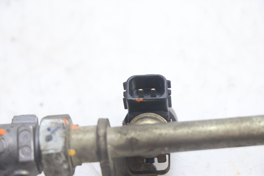 photo de INJECTEUR HONDA FJS SILVER WING SILVERWING 400 (2005 - 2008) - Gecontroleerd onderdeel