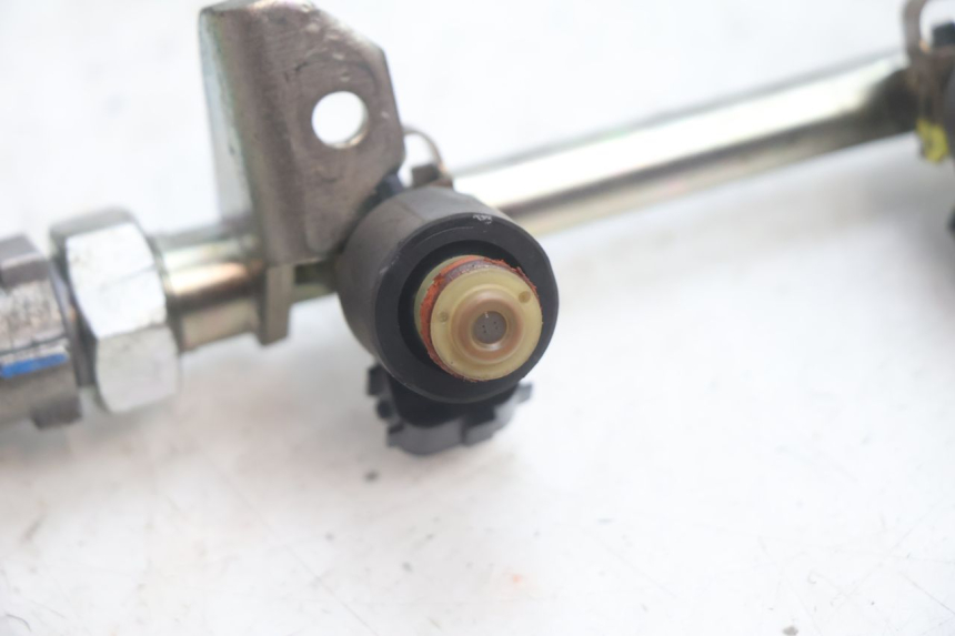 photo de INJECTEUR HONDA FJS SILVER WING SILVERWING 400 (2005 - 2008) - Technische close-up