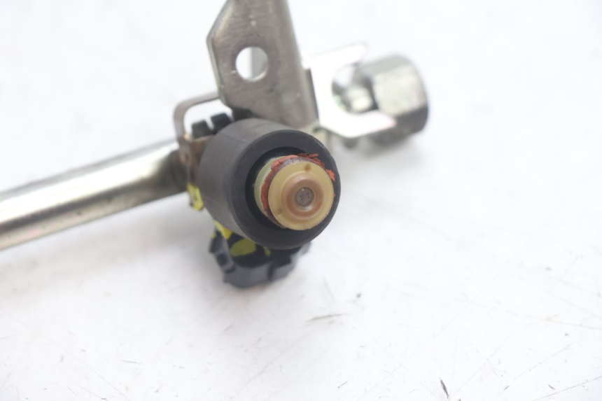 photo de INJECTEUR HONDA FJS SILVER WING SILVERWING 400 (2005 - 2008) - Overzicht