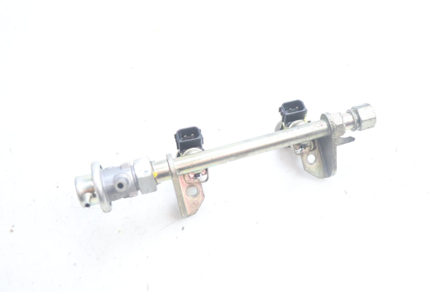 photo de INJECTEUR HONDA FJS SILVER WING SILVERWING 400 (2005 - 2008) - Bevestigingspunten