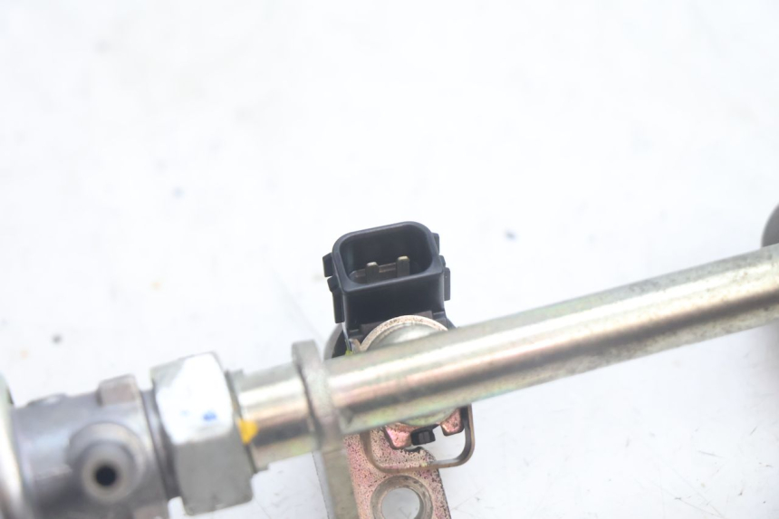 photo de INJECTEUR HONDA FJS SILVER WING SILVERWING 400 (2005 - 2008) - Staat van het oppervlak