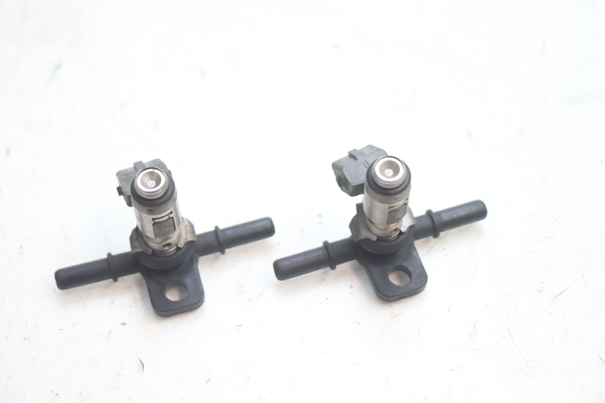 photo de INJECTOR GILERA GP 800 (2007 - 2013) - Bevestigingspunten