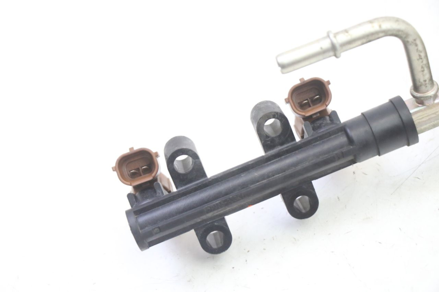 photo de INJECTOR SUZUKI GSR 750 (2011 - 2017) - Technische close-up