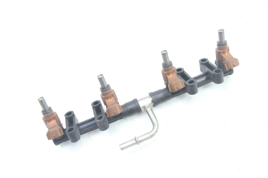 photo de INJECTOR SUZUKI GSR 750 (2011 - 2017) - Bevestigingspunten