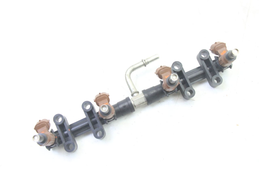 photo de INJECTOR SUZUKI GSR 750 (2011 - 2017) - Staat van het oppervlak