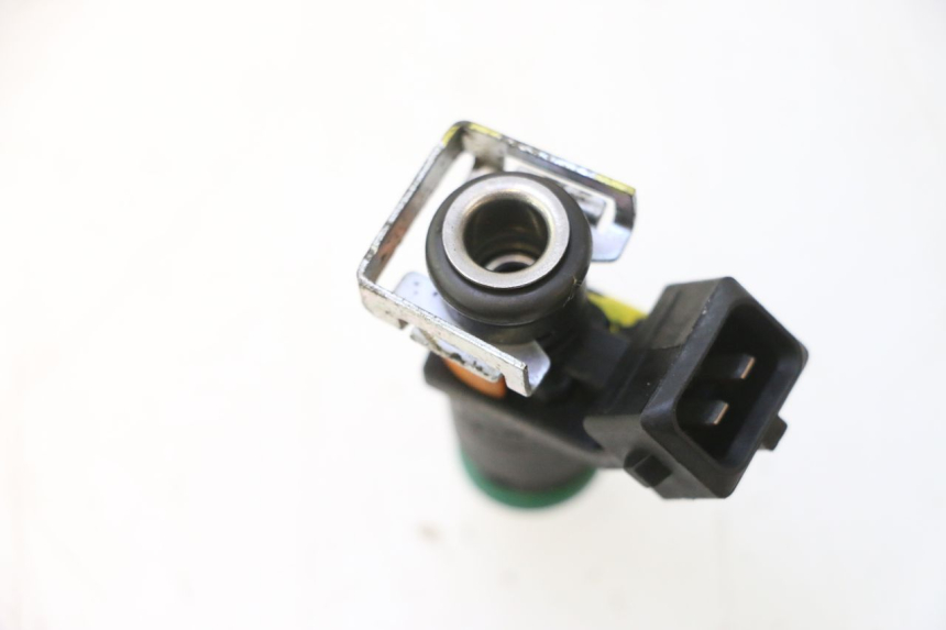 photo de INJECTOR PEUGEOT KISBEE 4T 50 (2023 - 2026) - Zoom op gebruiksstaat