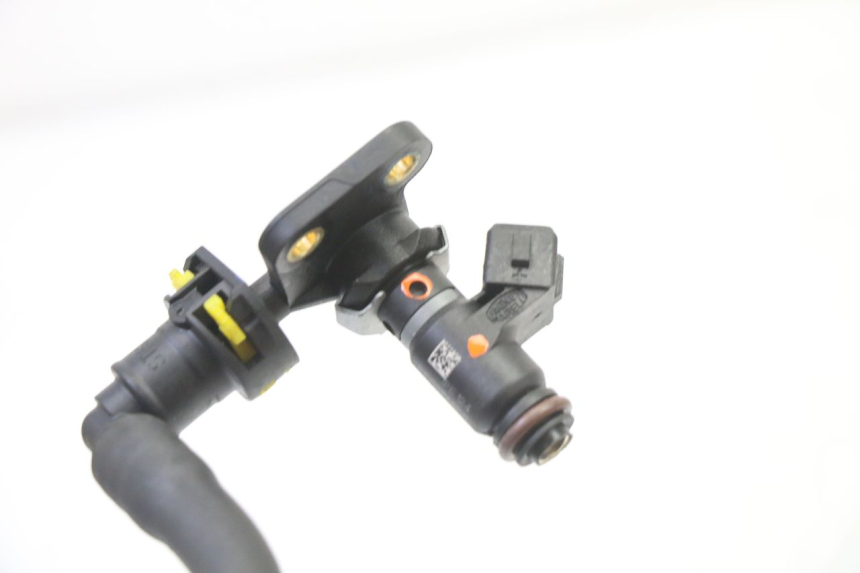 photo de INJECTOR PIAGGIO MP3 HPE 310 (2024 - 2025) - Bevestigingspunten