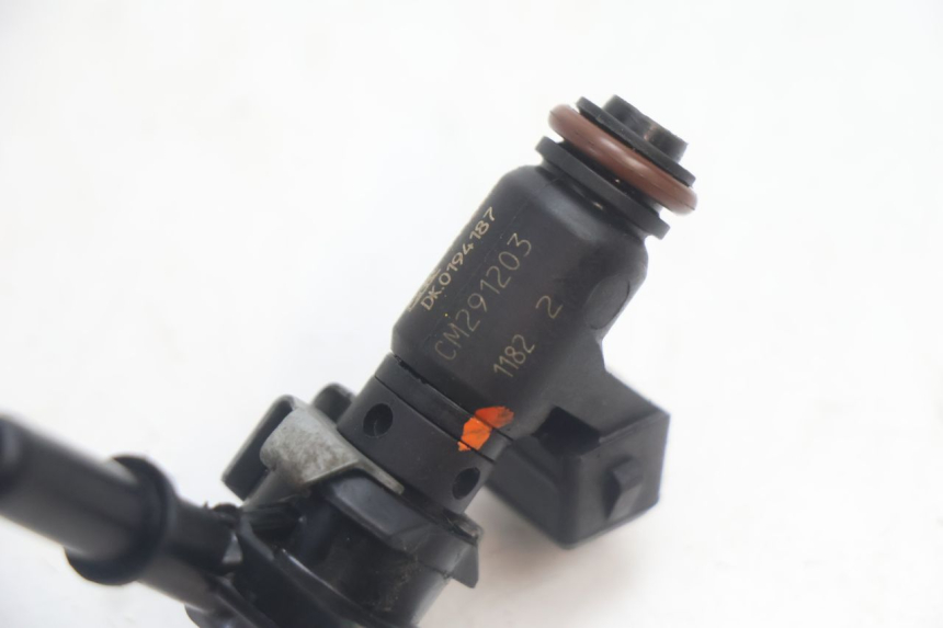 photo de INJECTOR PIAGGIO MP3 HPE 530 (2022 - 2026) - Bevestigingspunten