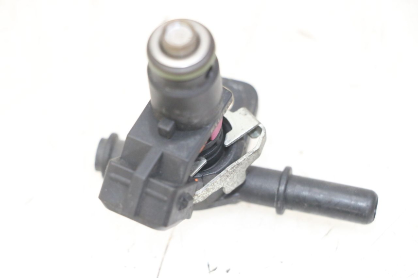 photo de INJECTEUR PIAGGIO MP3 LT 300 (2010 - 2016) - Technische close-up