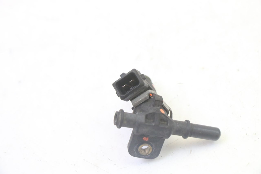 photo de INJECTEUR PIAGGIO MP3 LT 300 (2010 - 2016) - Technische close-up