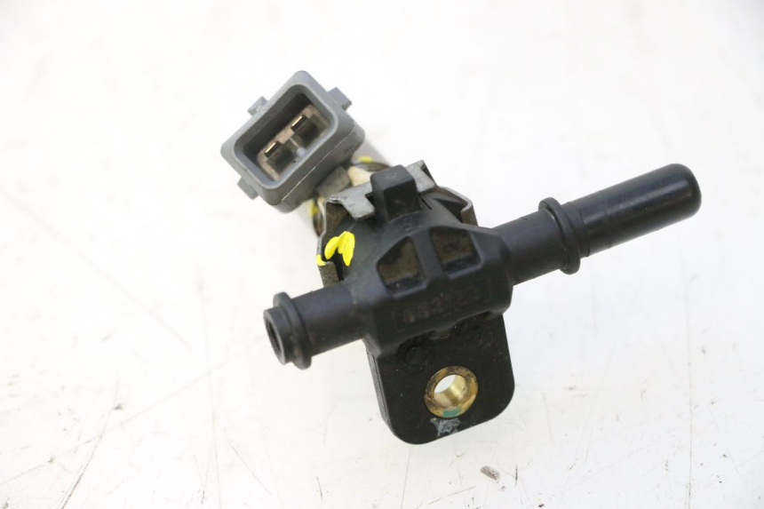 photo de INJECTEUR PIAGGIO MP3 500 (2011 - 2015) - Bevestigingspunten