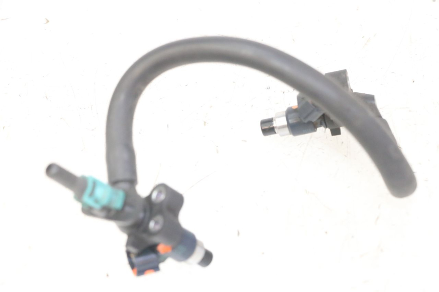 photo de INJECTOR HONDA NTV DEAUVILLE ABS 700 (2007 - 2016) - Bevestigingspunten