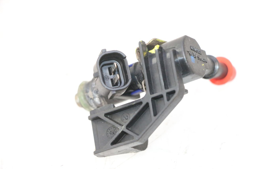 photo de INJECTOR PEUGEOT SATELIS 125 (2013 - 2018) - Zoom op gebruiksstaat
