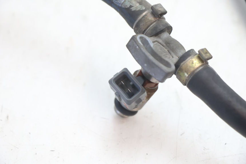 photo de INJECTOR DUCATI SS IE DS CARENEE 1000 (2002 - 2006) - Zoom op gebruiksstaat