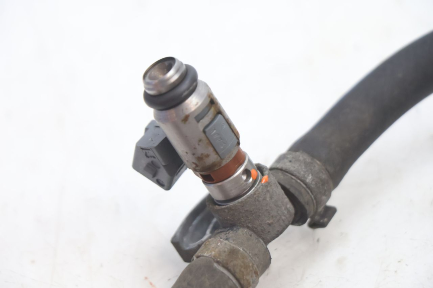 photo de INJECTOR DUCATI SS IE DS CARENEE 1000 (2002 - 2006) - Andere kijkhoek