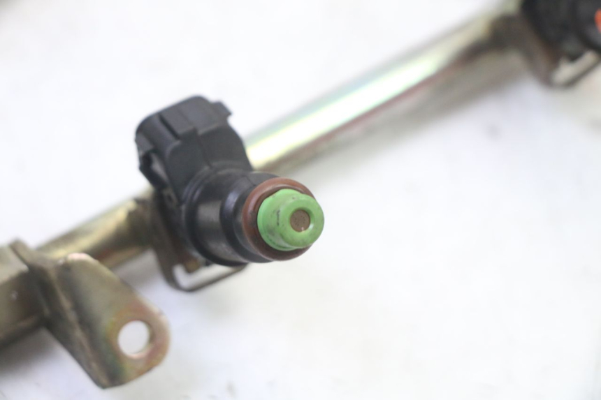 photo de INJECTOR HONDA ST PAN EUROPEAN 1300 (2002 - 2013) - Staat van het oppervlak