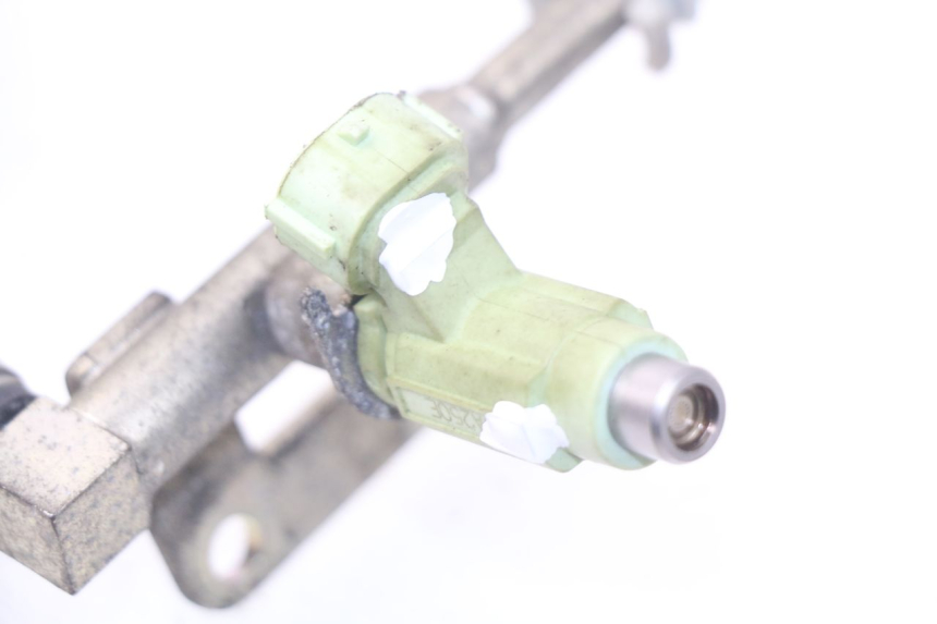 photo de INJECTOR SUZUKI SV S ABS 650 (2003 - 2009) - Bevestigingspunten