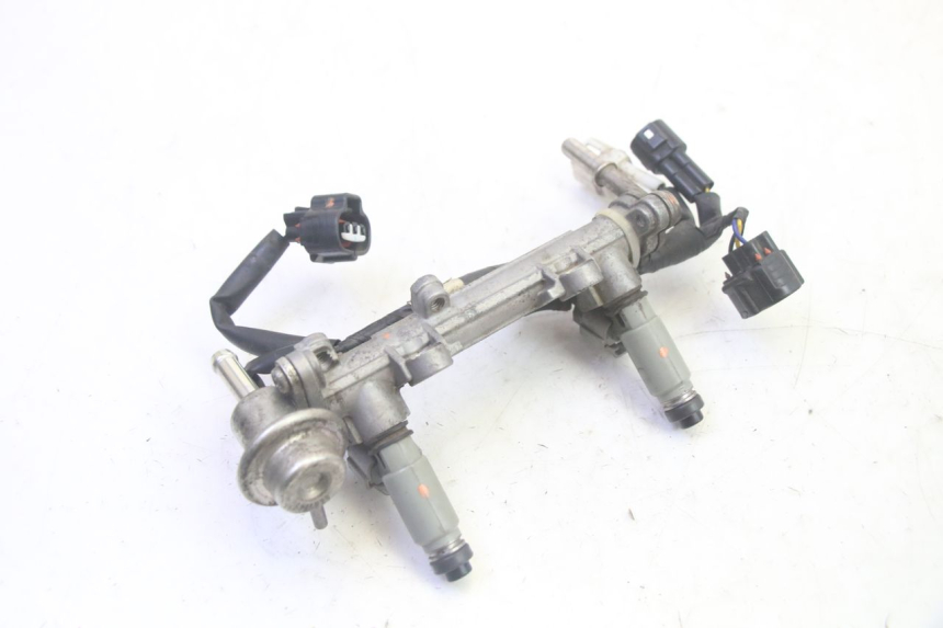 photo de INJECTOR YAMAHA TDM ABS 900 (2002 - 2014) - Detail van het onderdeel