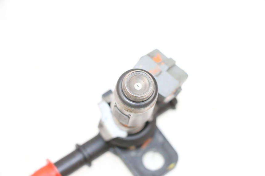 photo de INJECTOR PIAGGIO VESPA GTS SUPER IE 125 (2009 - 2016) - Zoom op gebruiksstaat