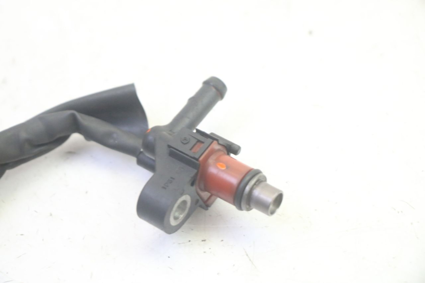 photo de INJECTOR YAMAHA XMAX X-MAX 125 (2006 - 2009) - Zoom op gebruiksstaat