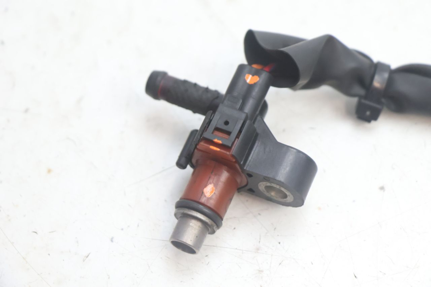 photo de INJECTOR YAMAHA XMAX X-MAX 125 (2006 - 2009) - Detail van het onderdeel