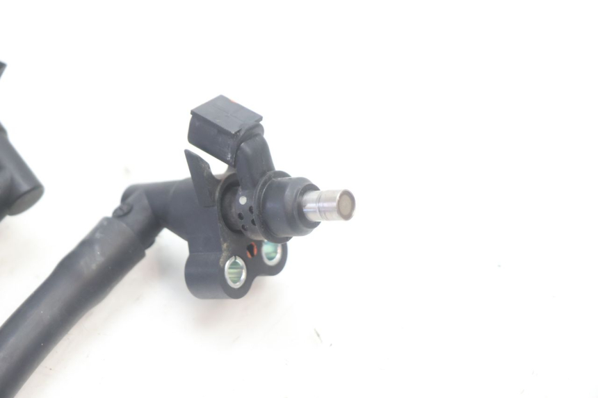 photo de INJECTOR HONDA XLV VARADERO 125 (2007 - 2012) - Bevestigingspunten