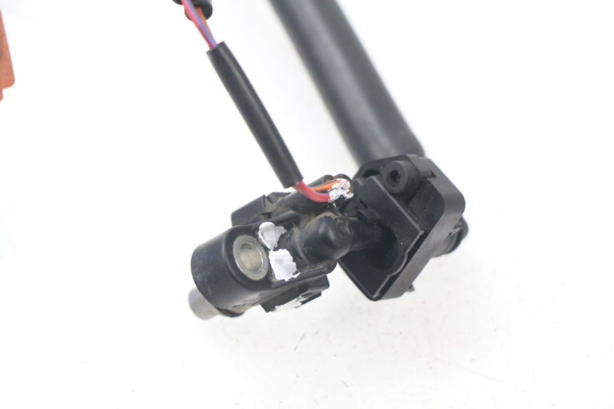 photo de INJECTOR YAMAHA YBR 125 (2007 - 2009) - Staat van het oppervlak