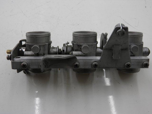 photo de INJECTIE BMW K 75 RT ABS 750 (1989 - 1997) - Bevestigingspunten