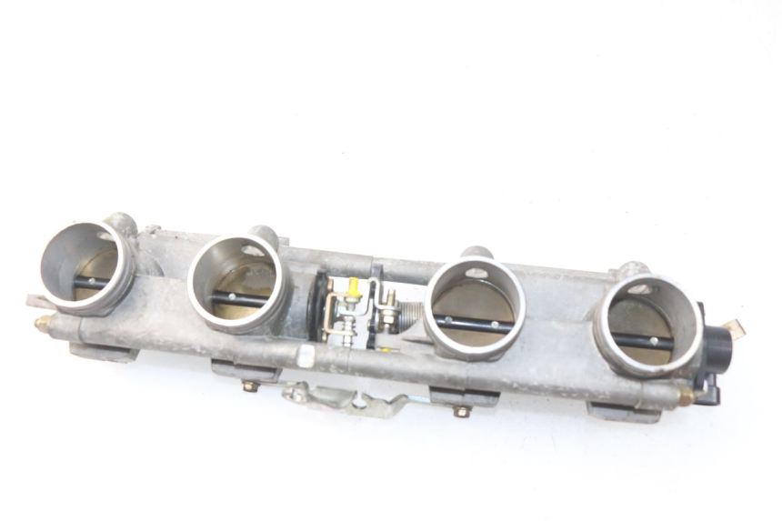 photo de INJECTIE MV AGUSTA BRUTALE R WALLY 910 (2008 - 2008) - Kenmerkende details