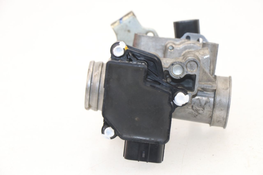 photo de INJECTIE HONDA CBF 125 (2009 - 2015) - Staat van het oppervlak