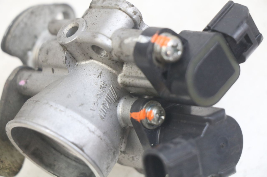 photo de INJECTIE PEUGEOT DJANGO 4T 50 (2014 - 2019) - Detail van het onderdeel