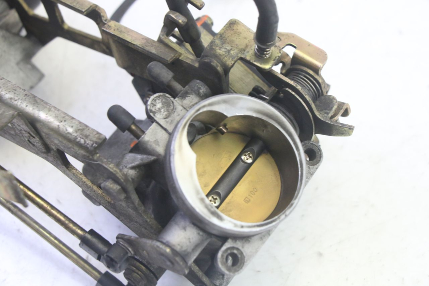photo de INJECTIE SUZUKI DL V STROM 1000 (2002 - 2007) - Andere kijkhoek