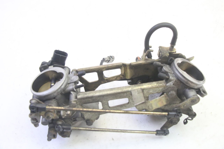 photo de INJECTIE SUZUKI DL V STROM 1000 (2002 - 2007) - Technische close-up