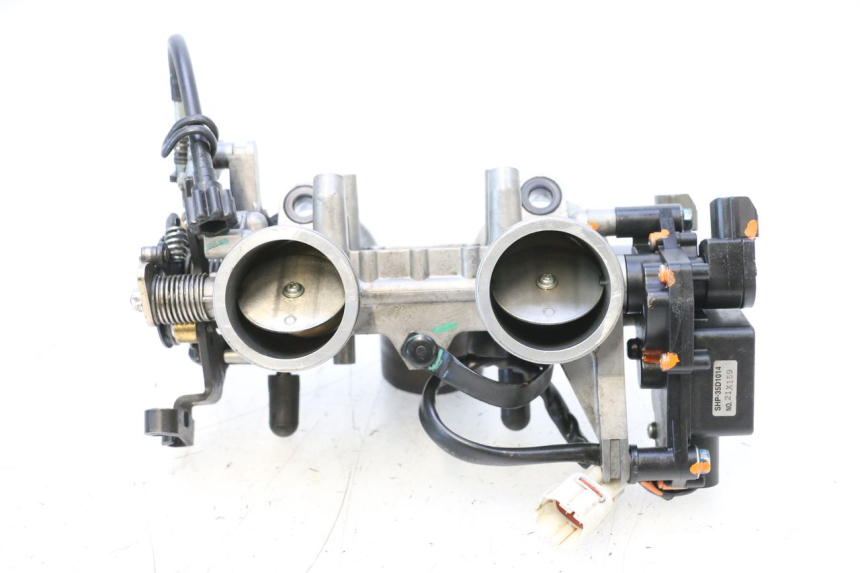 photo de INJECTIE KAWASAKI ER-6 ER6 F ABS 650 (2012 - 2016) - Bevestigingspunten