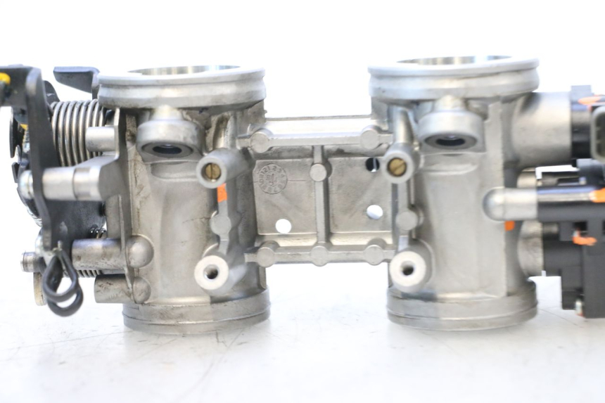 photo de INJECTIE KAWASAKI ER-6 ER6 F ABS 650 (2012 - 2016) - Gecontroleerd onderdeel