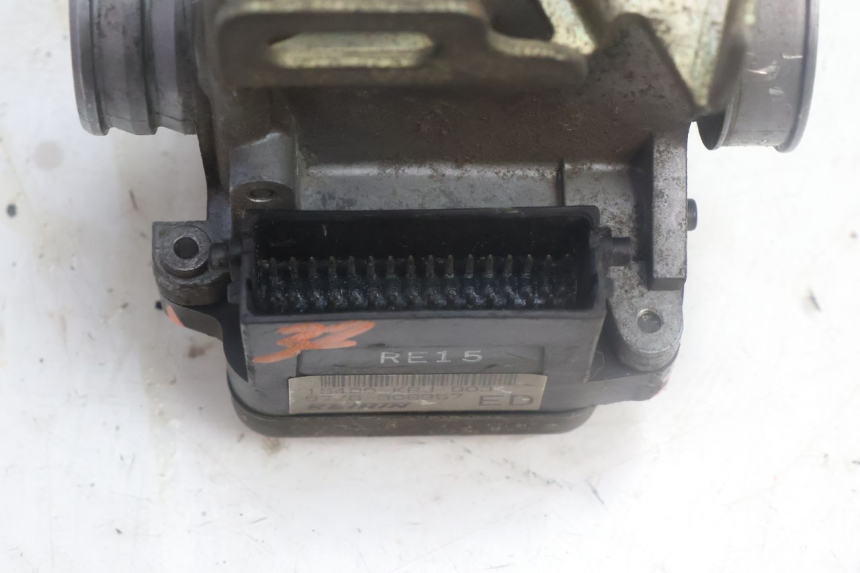 photo de INJECTIE HONDA FES PANTHEON 125 (2003 - 2007) - Bevestigingspunten