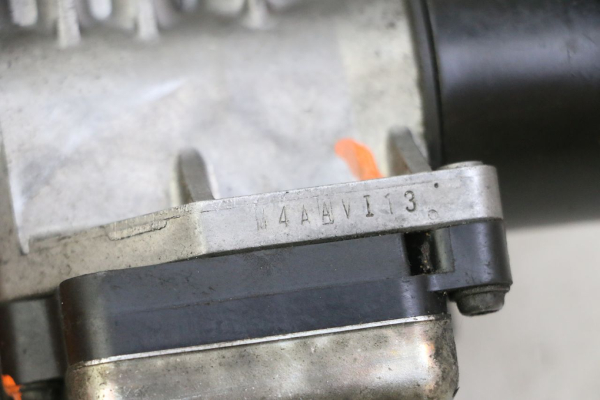 photo de INJECTIE HONDA FES S-WING SWING ABS 125 (2007 - 2015) - Gecontroleerd onderdeel