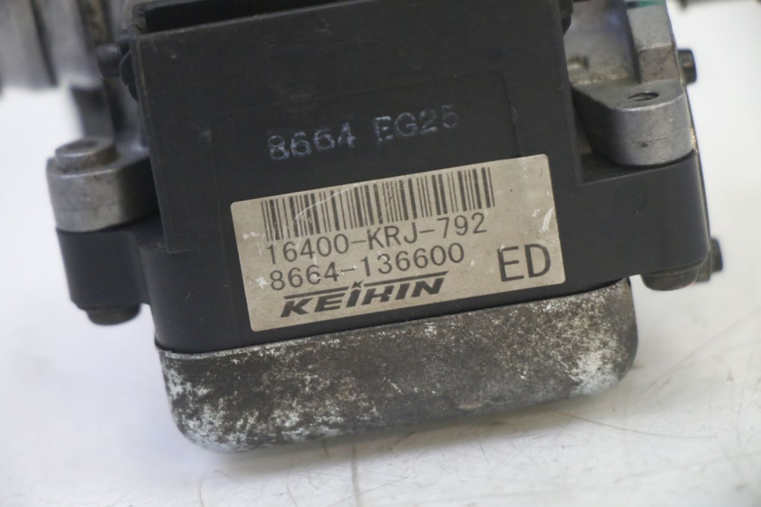 photo de INJECTIE HONDA FES S-WING SWING ABS 125 (2007 - 2015) - Andere kijkhoek