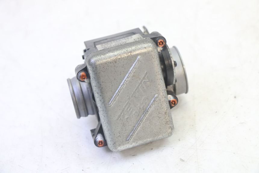 photo de INJECTIE HONDA FES S-WING SWING ABS 125 (2007 - 2015) - Staat van het oppervlak