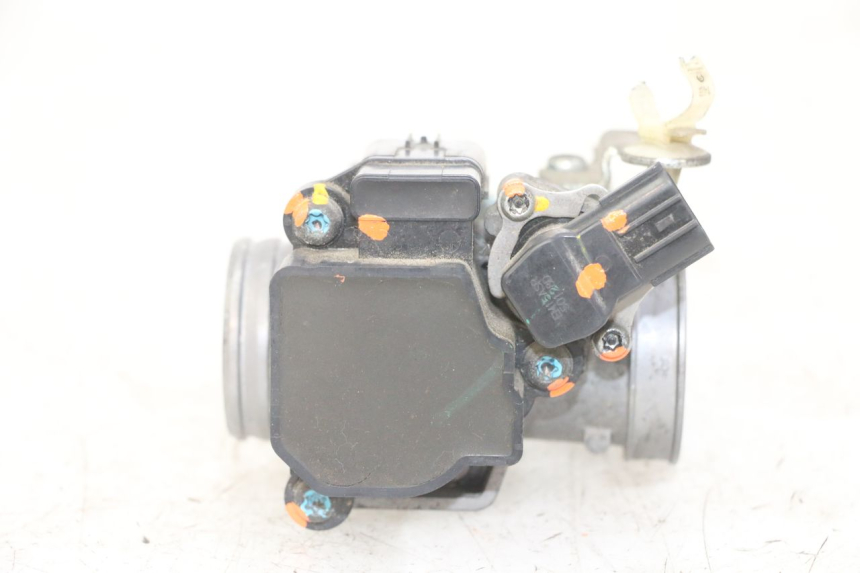 photo de INJECTIE HONDA FORZA ABS 300 (2013 - 2017) - Bevestigingspunten