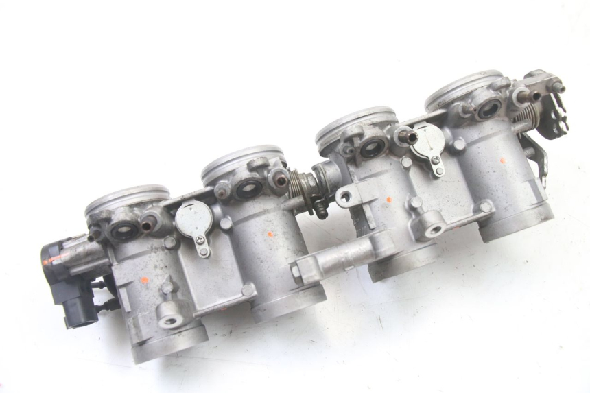 photo de INJECTIE YAMAHA FZ6 FAZER S2 600 (2007 - 2011) - Technische close-up