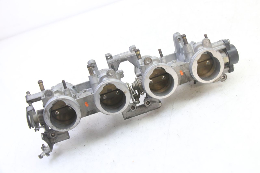 photo de INJECTIE YAMAHA FZ6 FAZER S2 600 (2007 - 2011) - Overzicht