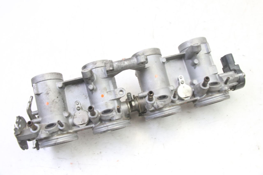 photo de INJECTIE YAMAHA FZ6 FAZER S2 600 (2007 - 2011) - Gecontroleerd onderdeel