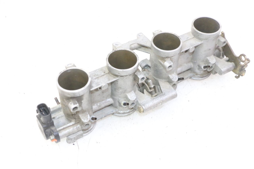 photo de INJECTIE YAMAHA FZ6 N FAZER 600 (2004 - 2006) - Andere kijkhoek