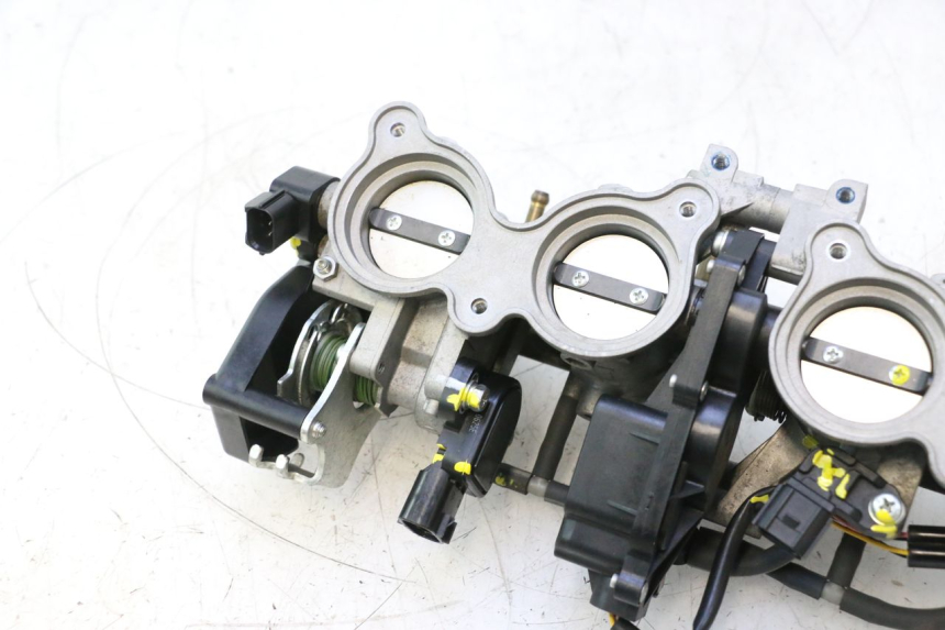 photo de INJECTIE YAMAHA FZ8 800 (2010 - 2016) - Detail van het onderdeel